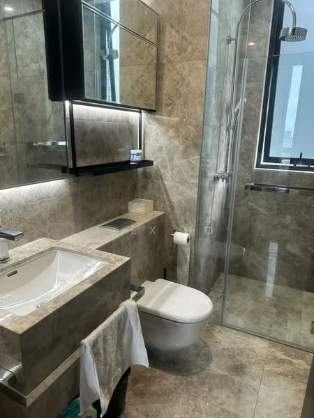 Martin Modern Condominium For Sale at S$ 2,727,272 | PropertyGuru Singapore - Bathroom