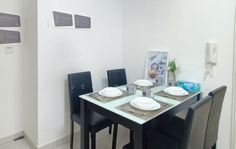 Central Green, 9 Jalan Membina, Room Rental, 140 sqft, Condominium For Rent, by Jeron Lee, 500058372 - Dining Room - PropertyGuru.com.sg