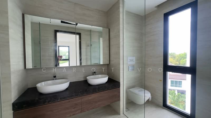 💎TOP Brand New, A Rare District 10 Trophy Residence❤️Architectural Masterpiece. Mount Sinai Estate Detached House For Sale at S$ 19,800,000 | PropertyGuru Singapore - Bathroom