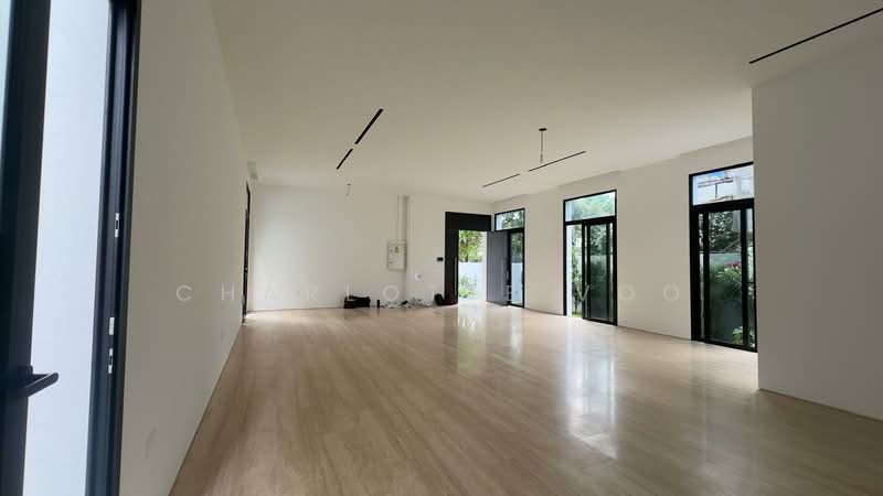 💎TOP Brand New, A Rare District 10 Trophy Residence❤️Architectural Masterpiece. Mount Sinai Estate Detached House For Sale at S$ 19,800,000 | PropertyGuru Singapore - Interior