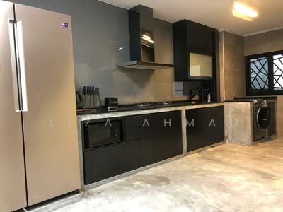 For Sale - 124 Tampines Street 11