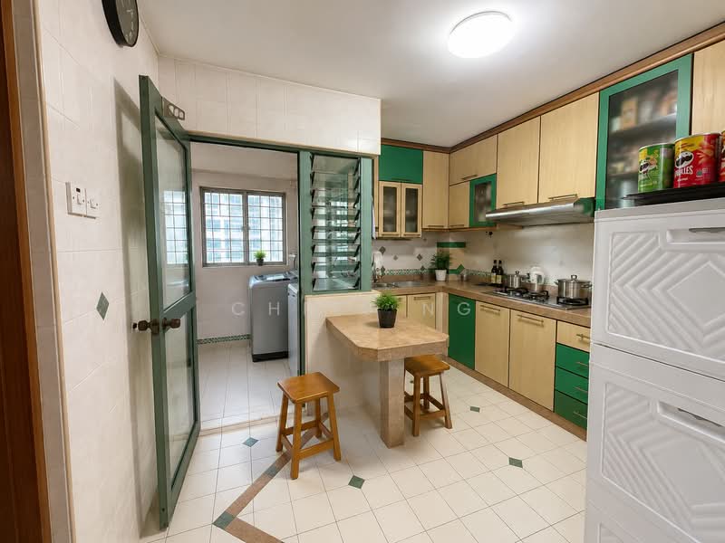 464 Choa Chu Kang Avenue 4, 464 Choa Chu Kang Avenue 4, 3 Bedrooms, 1,323 sqft, HDB Flat For Sale, by Chris Ng, 500058468 - Kitchen - PropertyGuru.com.sg