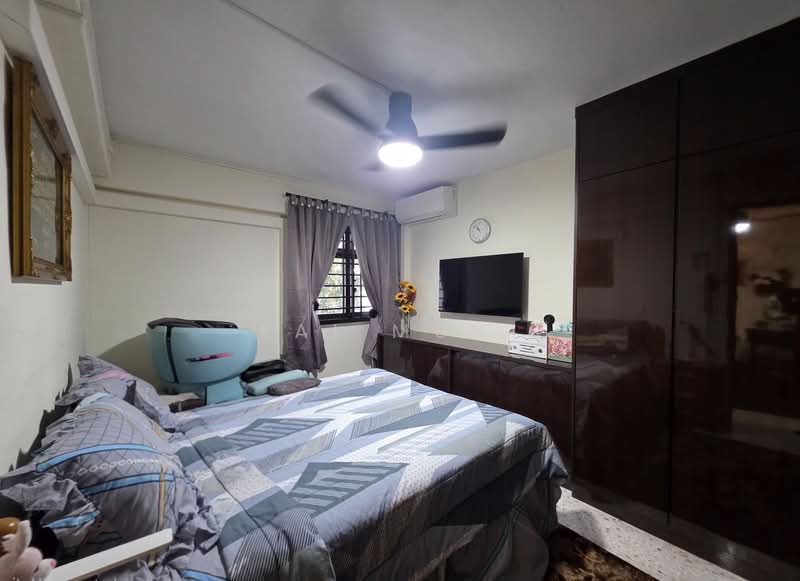 232 Lorong 8 Toa Payoh HDB Flat For Sale at S$ 388,000 | PropertyGuru Singapore