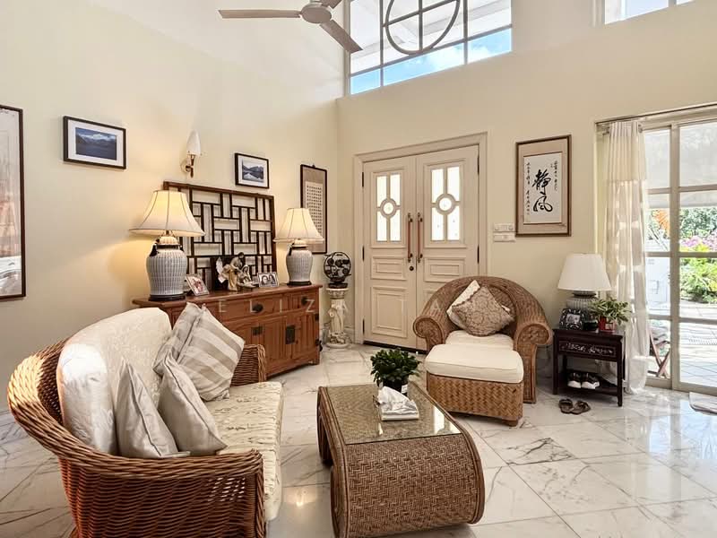 Holland Grove Detached House For Sale at S$ 4,800,000 | PropertyGuru Singapore - Living Room