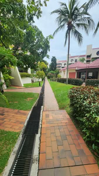 The Hacienda Condominium For Sale at S$ 2,500,000 | PropertyGuru Singapore - Exterior