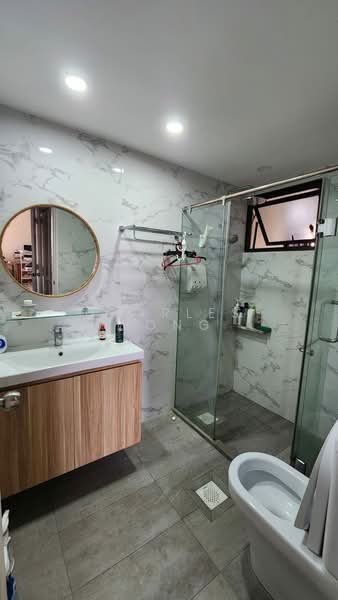 The Hacienda Condominium For Sale at S$ 2,500,000 | PropertyGuru Singapore - Bathroom
