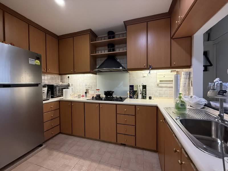 The Hacienda, 1 Hacienda Grove, 2 Bedrooms, 1,206 sqft, Condominium For Sale, by CHARLES WONG, 500058489 - Kitchen - PropertyGuru.com.sg