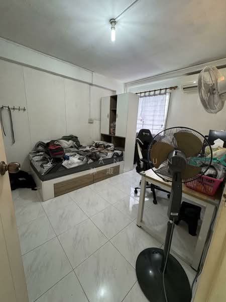 175 Woodlands Street 13 HDB Flat For Sale at S$ 700,000 | PropertyGuru Singapore