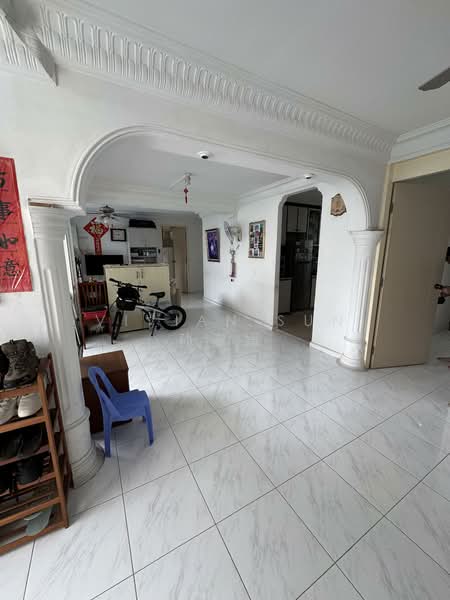 175 Woodlands Street 13 HDB Flat For Sale at S$ 700,000 | PropertyGuru Singapore