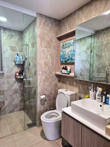 The Vales Executive Condominium For Sale at S$ 1,848,000 | PropertyGuru Singapore - Bathroom