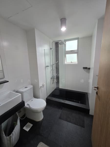 Mackenzie 88, 88 Mackenzie Road, 2 Bedrooms, 840 sqft, Apartment For Rent, by Jean Ang 诗吟, 500058556 - Bathroom - PropertyGuru.com.sg