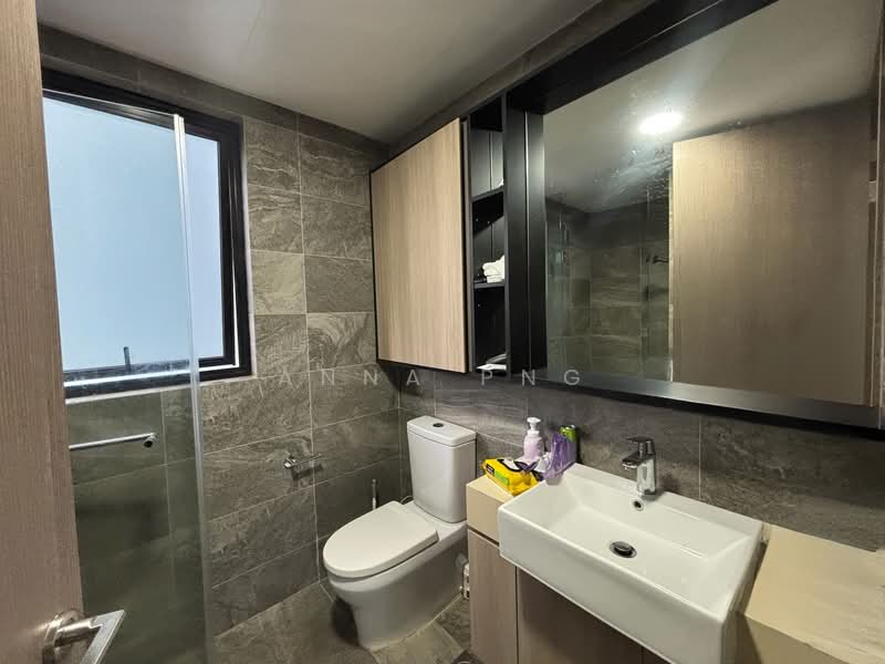 Kent Ridge Hill Residences, 52 South Buona Vista Road, 2 Bedrooms, 786 sqft, Condominium For Rent, by Anna Png, 500058574 - Bathroom - PropertyGuru.com.sg