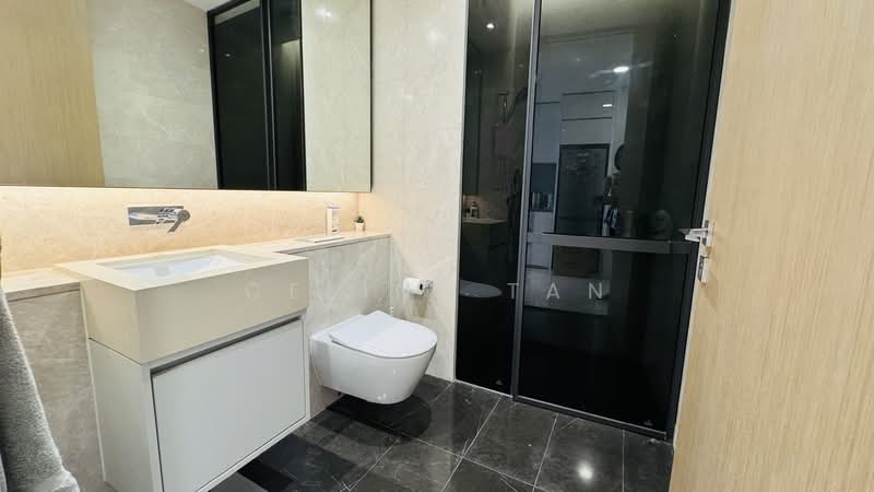 Amber Park, 14 Amber Gardens, 1 Bedroom, 463 sqft, Condominium For Rent, by Celine Tan, 500058578 - Bathroom - PropertyGuru.com.sg