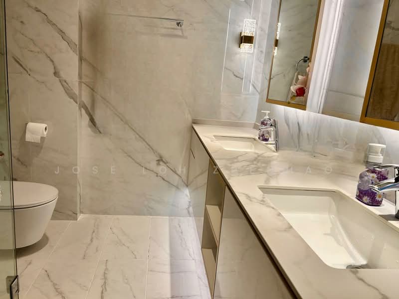 Thomson 800 Condominium For Sale at S$ 3,550,000 | PropertyGuru Singapore - Bathroom