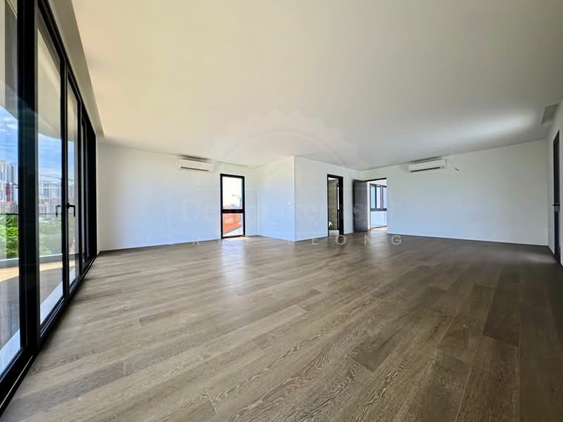 ❤️ DEALMAKERS ✨ D10 | BRAND NEW DETACHED Detached House For Sale at S$ 19,800,000 | PropertyGuru Singapore - Living Room