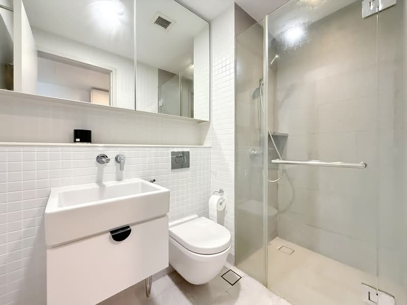 Jui Residences Condominium For Sale at S$ 1,480,000 | PropertyGuru Singapore - Common Bath