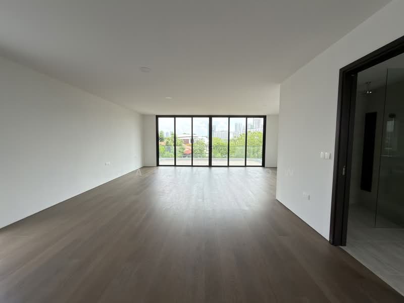 Brand New D10 Detached ❤️ Walk to Henry Park Primary, Grove Drive, 5 Bedrooms, 12,109 sqft, Detached House For Sale, by Shauna Seow, 500058621 - Bedroom - PropertyGuru.com.sg