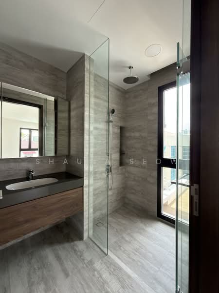 Brand New D10 Detached ❤️ Walk to Henry Park Primary, Grove Drive, 5 Bedrooms, 12,109 sqft, Detached House For Sale, by Shauna Seow, 500058621 - Bathroom - PropertyGuru.com.sg