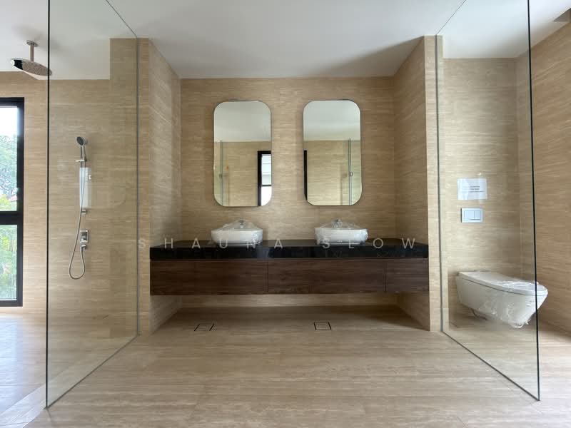 Brand New D10 Detached ❤️ Walk to Henry Park Primary, Grove Drive, 5 Bedrooms, 12,109 sqft, Detached House For Sale, by Shauna Seow, 500058621 - Bathroom - PropertyGuru.com.sg