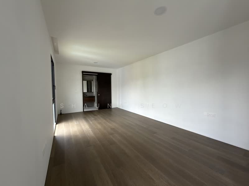 Brand New D10 Detached ❤️ Walk to Henry Park Primary, Grove Drive, 5 Bedrooms, 12,109 sqft, Detached House For Sale, by Shauna Seow, 500058621 - Bedroom - PropertyGuru.com.sg