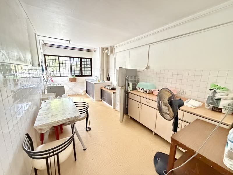 371 Clementi Avenue 4, 371 Clementi Avenue 4, 2 Bedrooms, 732 sqft, HDB Flat For Rent, by Andrew Phee, 500058640 - Kitchen - PropertyGuru.com.sg