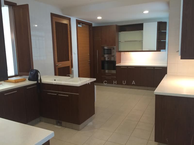Gallop Green Condominium For Sale at S$ 10,500,000 | PropertyGuru Singapore - Kitchen