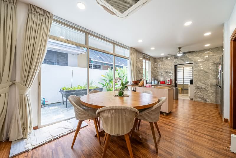 Dunbar Walk Semi-Detached House For Sale at S$ 8,280,000 | PropertyGuru Singapore - Dining Room