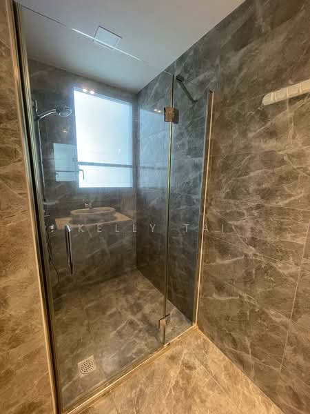 The Santorini Condominium For Sale at S$ 738,000 | PropertyGuru Singapore - Bathroom