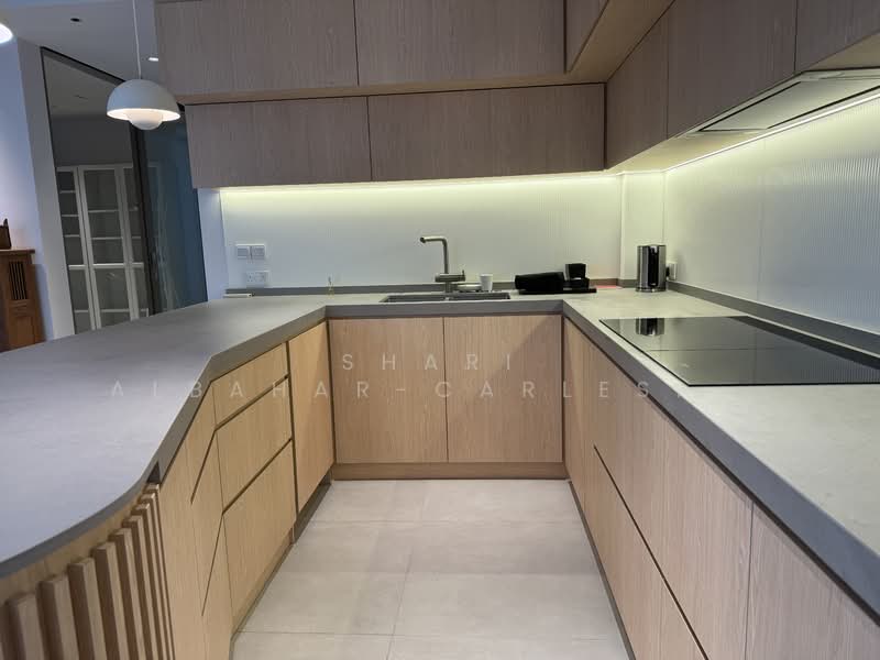 Niven Road Shophouse Ground Floor Only Newly Renovated, Niven Road, 2 Bedrooms, 1,000 sqft, Shophouse For Rent, by Shari Albahar-Carlesater, 500058667 - PropertyGuru.com.sg