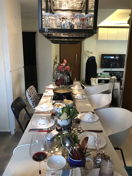 For Sale - Pinnacle 16