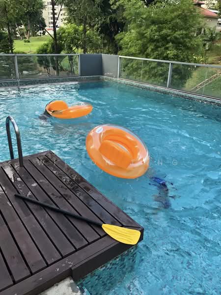 For Sale - Pinnacle 16