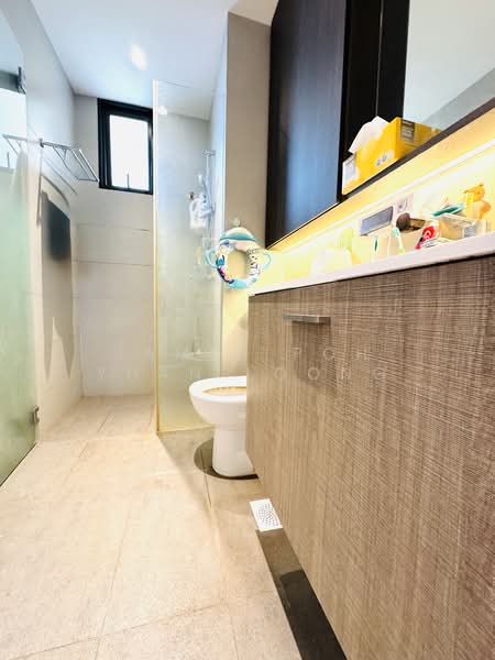 The Amore Executive Condominium For Sale at S$ 1,525,000 | PropertyGuru Singapore - Bathroom