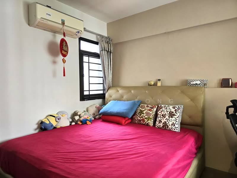322B Anchorvale Drive, , 3 Bedrooms, 1,184 sqft, HDB Flat For Sale, by Eileen Leong, 500058672 - Master Bedroom - PropertyGuru.com.sg