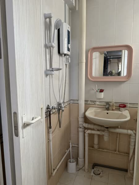 For Rent - 711 Clementi West Street 2