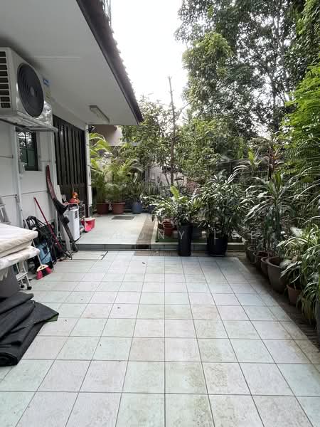 6 Bedroom Semi-Detached House at Greenleaf Place, Greenleaf Place, 4 Bedrooms, 4,500 sqft, Semi-Detached House For Rent, by Anthony Lee, 500058679 - Exterior - PropertyGuru.com.sg