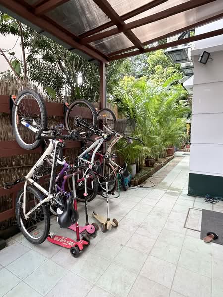 6 Bedroom Semi-Detached House at Greenleaf Place, Greenleaf Place, 4 Bedrooms, 4,500 sqft, Semi-Detached House For Rent, by Anthony Lee, 500058679 - Exterior - PropertyGuru.com.sg