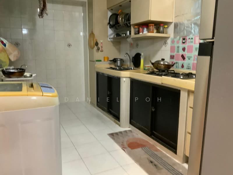 110D Punggol Field HDB Flat For Sale at S$ 648,888 | PropertyGuru Singapore - Kitchen