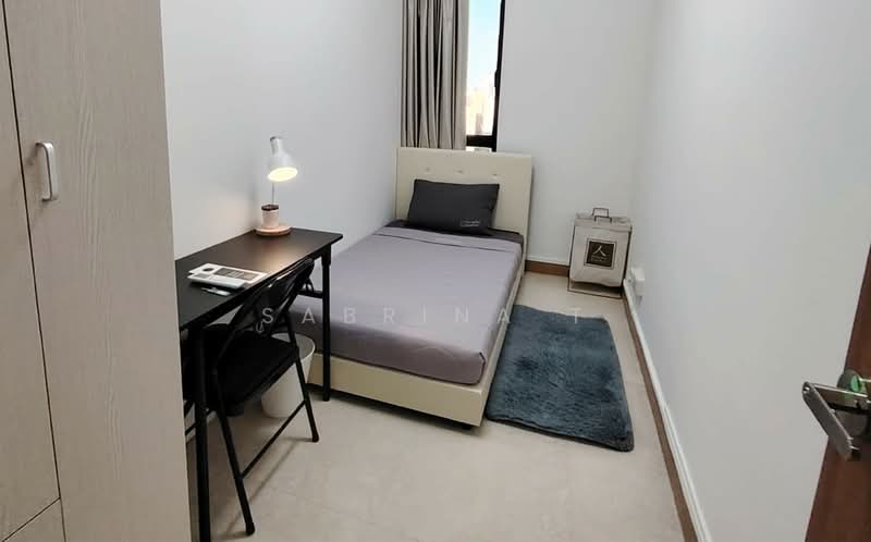 Heritage View, 8 Dover Rise, Room Rental, 120 sqft, Condominium For Rent, by Sabrina T, 500058700 - Common CR3 $1,450 - PropertyGuru.com.sg