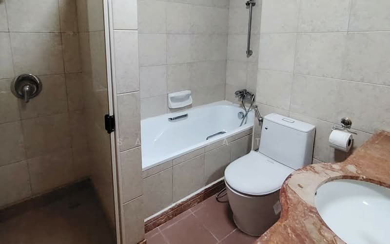 Heritage View, 8 Dover Rise, Room Rental, 120 sqft, Condominium For Rent, by Sabrina T, 500058700 - Master MBR6 $2450 - PropertyGuru.com.sg