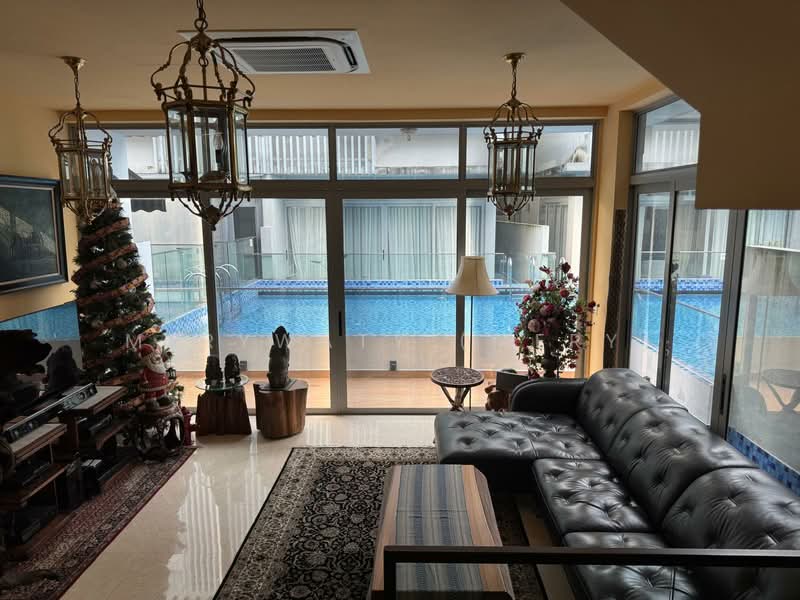 Montclair @ Whitley Cluster House For Sale at S$ 4,300,000 | PropertyGuru Singapore - Living Room