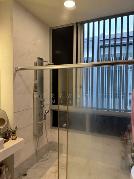 Montclair @ Whitley Cluster House For Sale at S$ 4,300,000 | PropertyGuru Singapore - Bathroom