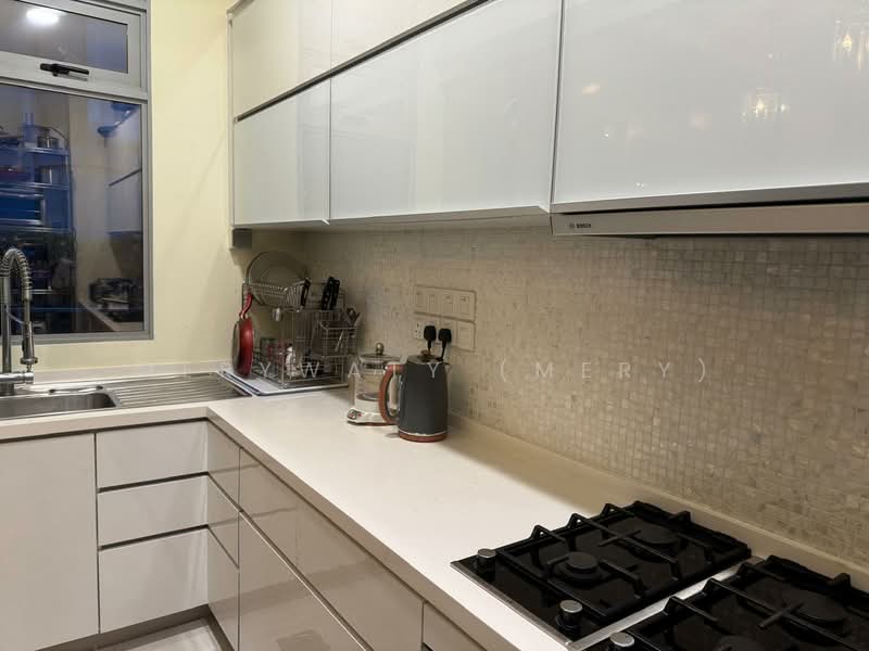 Montclair @ Whitley Cluster House For Sale at S$ 4,300,000 | PropertyGuru Singapore - Kitchen