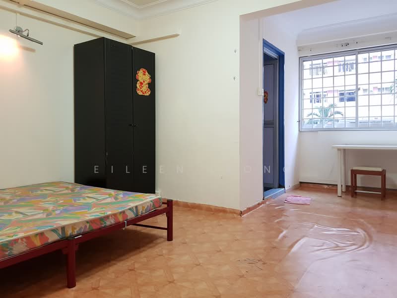 243 Bishan Street 22 HDB Flat For Sale at S$ 850,000 | PropertyGuru Singapore - Bedroom