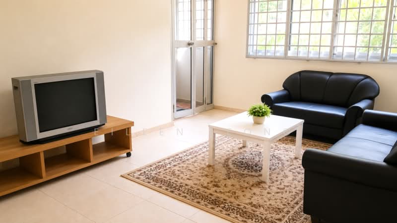 243 Bishan Street 22, 243 Bishan Street 22, 3 Bedrooms, 1,130 sqft, HDB Flat For Sale, by Eileen Leong, 500058722 - Living Room - PropertyGuru.com.sg