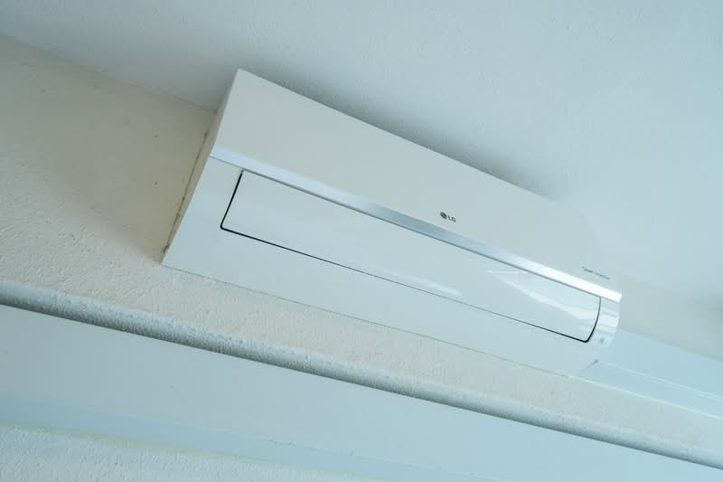 424 Tampines Street 41 HDB Flat For Sale at S$ 485,000 | PropertyGuru Singapore - Interior