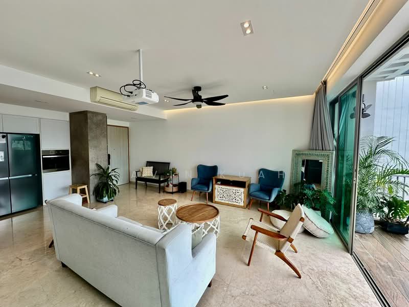 Ripple Bay Condominium For Sale at S$ 3,680,000 | PropertyGuru Singapore - Living Room