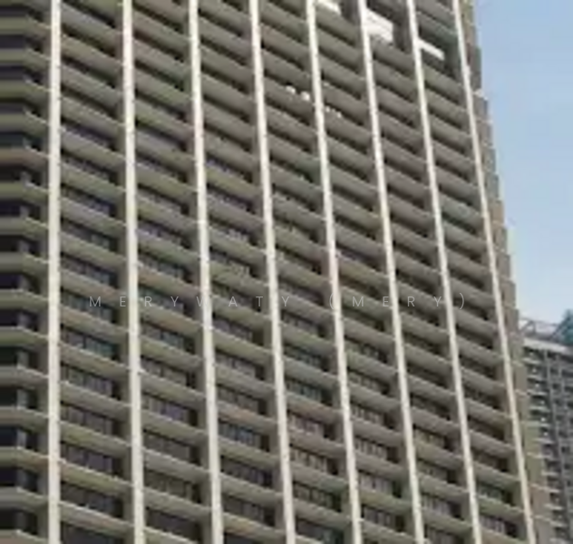 International Plaza Apartment For Sale at S$ 1,480,000 | PropertyGuru Singapore - Exterior