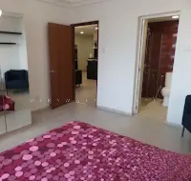 International Plaza Apartment For Sale at S$ 1,480,000 | PropertyGuru Singapore - Bedroom