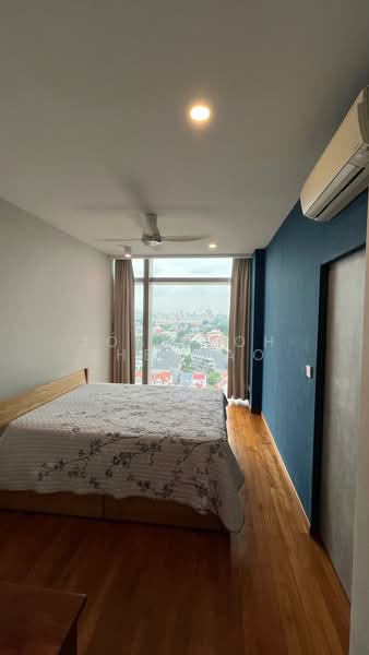 The Trumps Condominium For Sale at S$ 1,799,000 | PropertyGuru Singapore - Bedroom