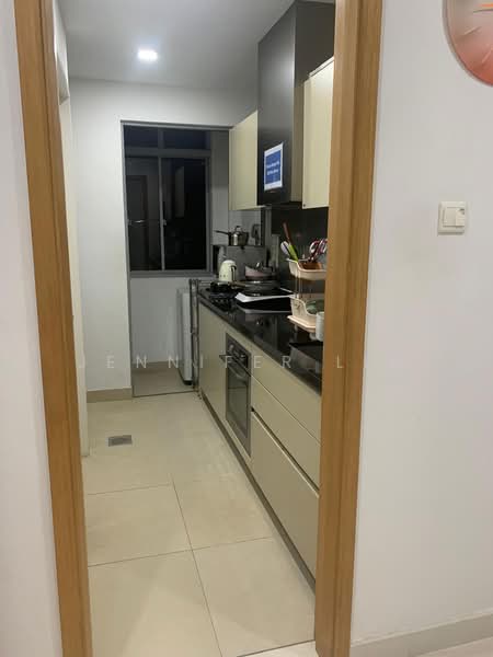 Atrium Residences Apartment For Sale at S$ 2,550,000 | PropertyGuru Singapore - Kitchen